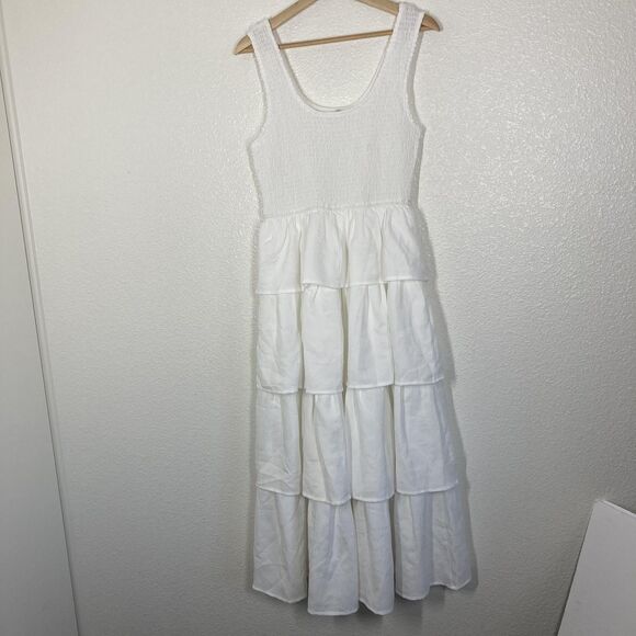Entro Dress Womens Medium White Smocked Bodice Tiered Maxi Sleeveless D22872 - Picture 12 of 16